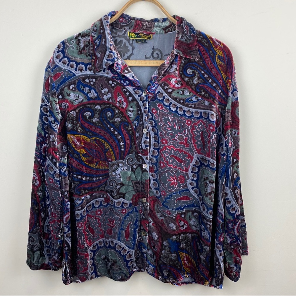 Mirasol || Woman's Button Down Shirt; Size 2X